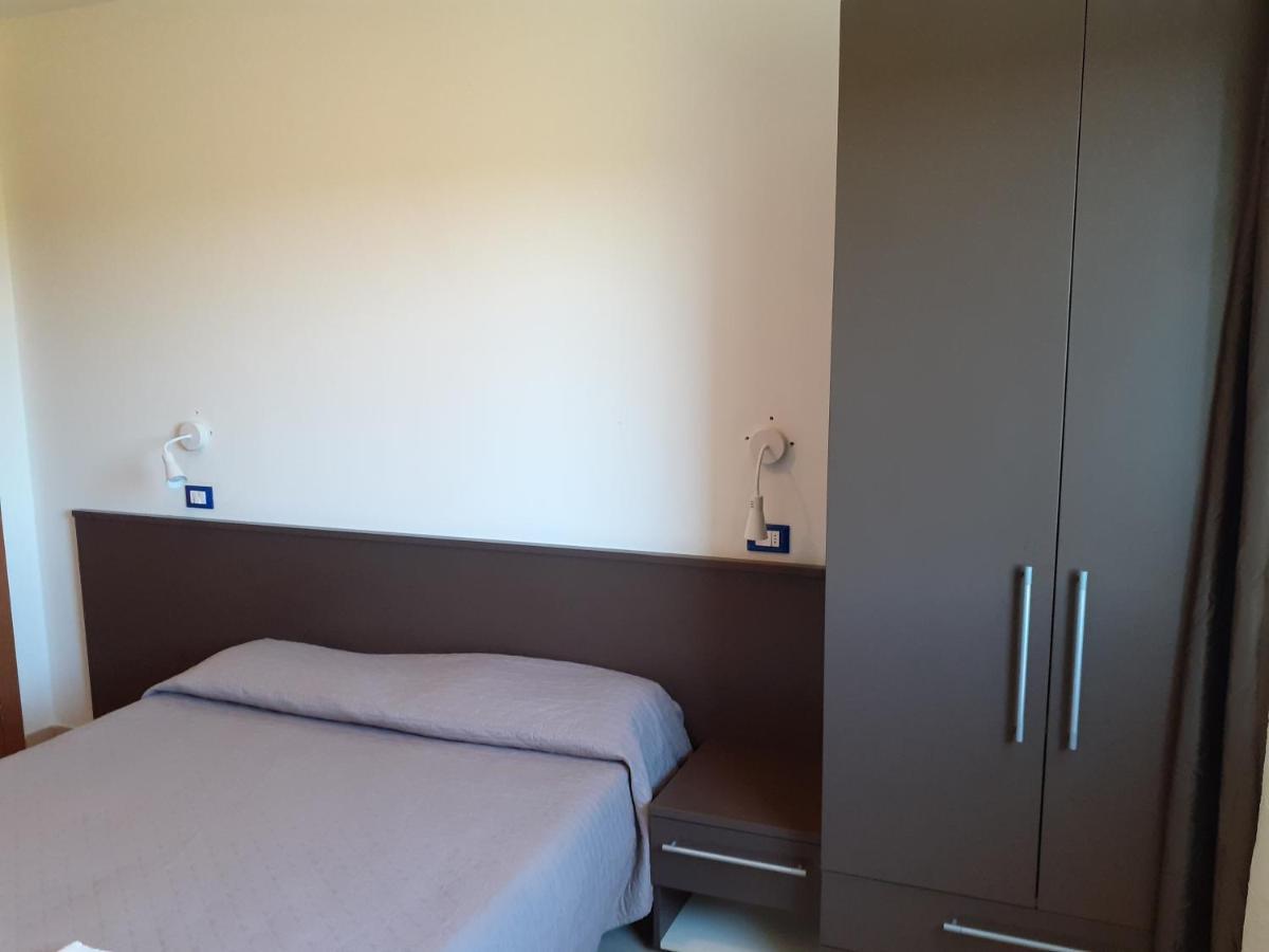 Hotel Solaria Marina Romea Exteriör bild